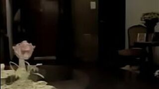 Мачеха подчиняется парню - порно видео