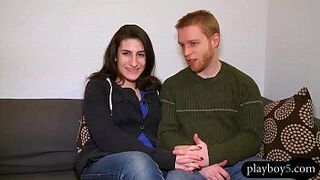 Свингеры устроили оргию в доме свингеров в любительском видео - порно видео
