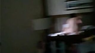 Зеркальная ирландская подруга наездница - порно видео