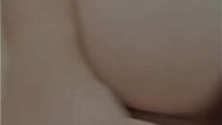 Паола капает с сисек Салины - порно видео